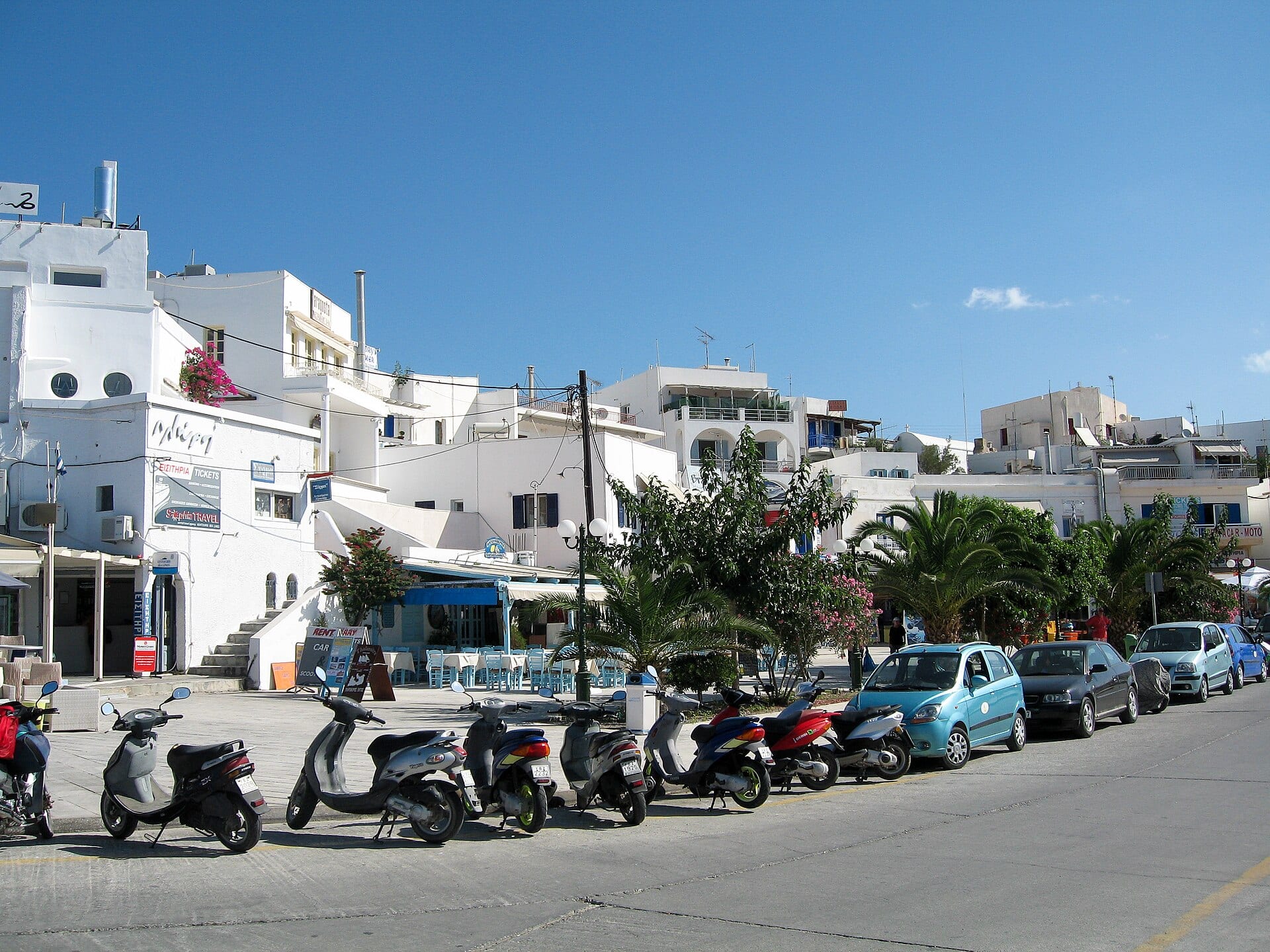 Harbour and waterfront context on Milos